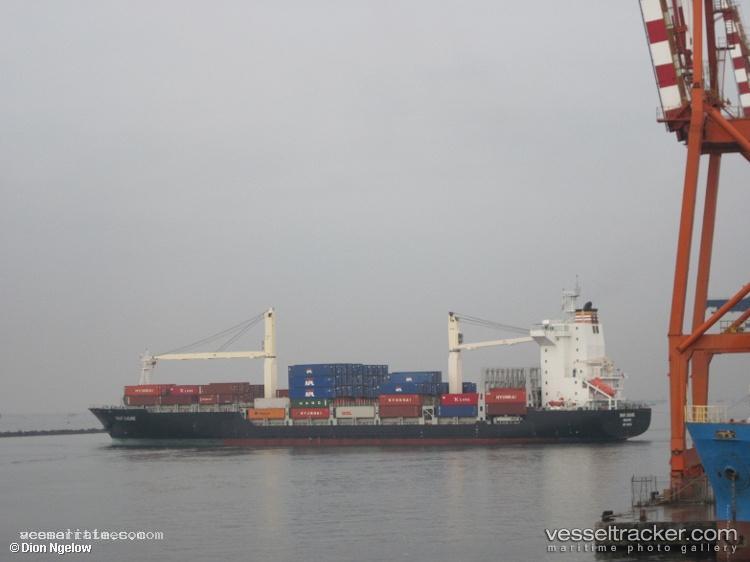 Hansabitburg - Container Ship vessel registered in Liberia