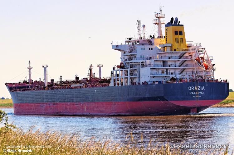 Cumbia-1 - Chemical Oil Products Tanker vessel registered in Marshall Islands