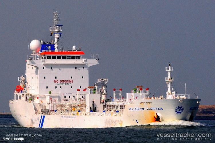 Brentholmen - Chemical Oil Products Tanker vessel registered in Marshall Islands