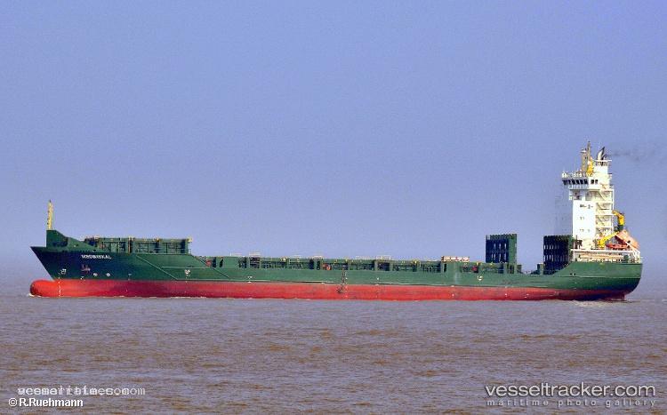 Medkon-Quo - Container Ship vessel registered in Panama