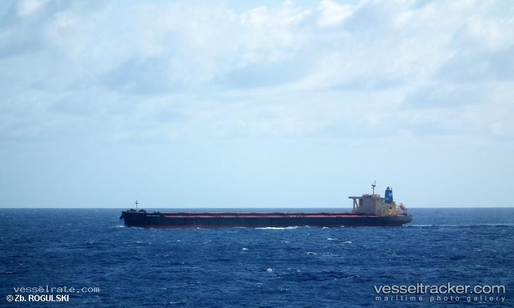 Berge-Vinson - Ore Carrier vessel registered in United Kingdom