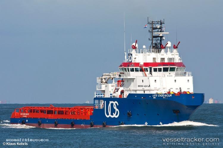 Posh-Courage - Offshore Tug Supply Ship vessel registered in Singapore