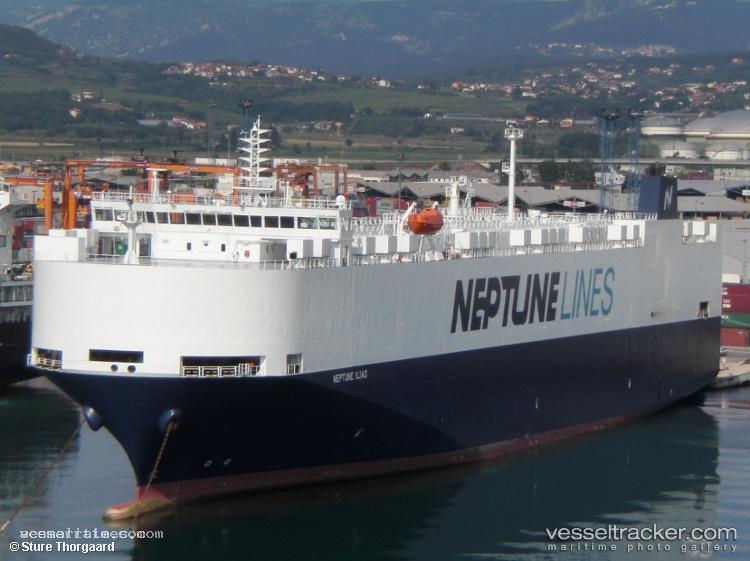 Neptune-Iliad - Vehicles Carrier vessel registered in Malta