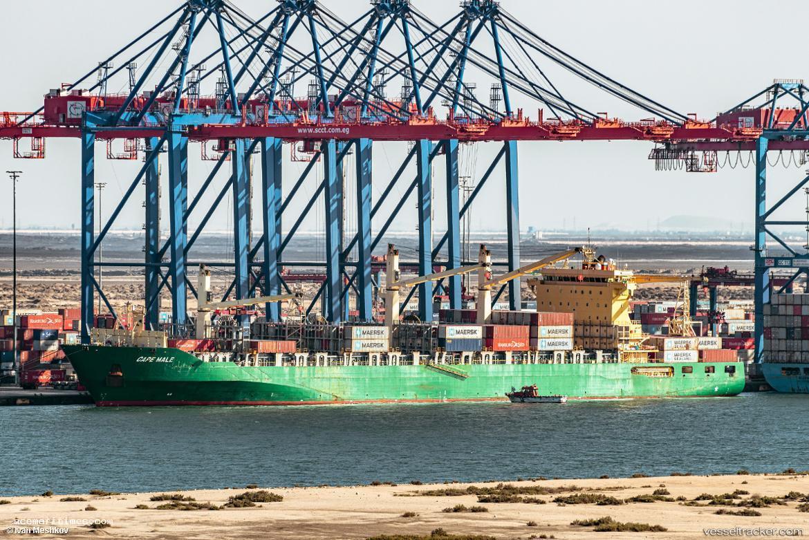 Cape-Male - Container Ship vessel registered in Marshall Islands