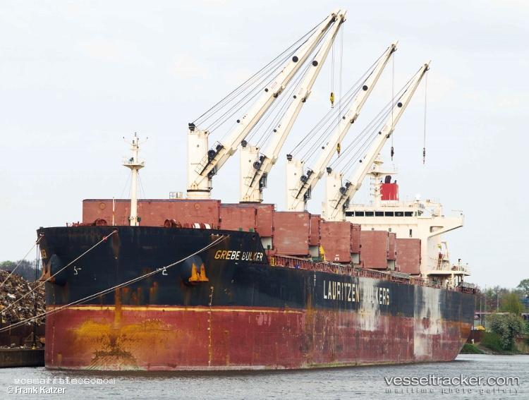 Grebe-Bulker - Bulk Carrier vessel registered in Marshall Islands
