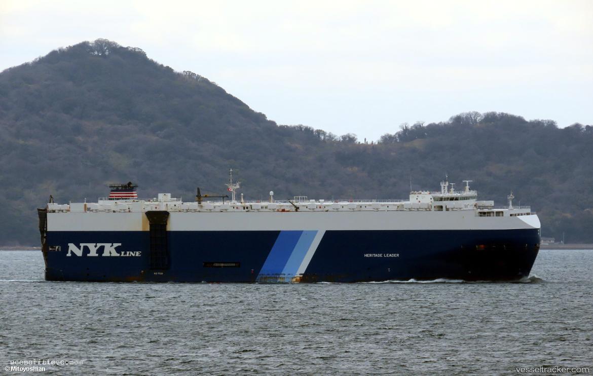 Heritage-Leader - Vehicles Carrier vessel registered in Bahamas