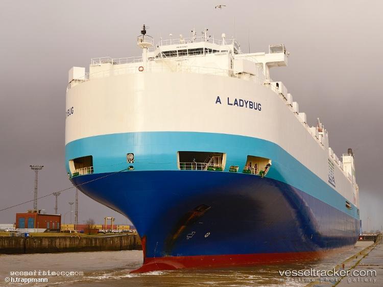 Dong-a-Glaucos - Vehicles Carrier vessel registered in Marshall Islands
