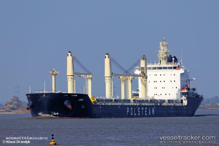 Lubie - Bulk Carrier vessel registered in Bahamas