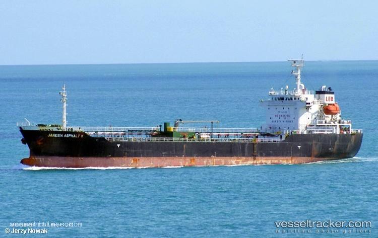 Janesia-Asphalt-V - Bitumen Tanker vessel registered in Singapore
