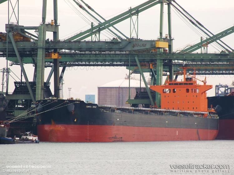 Santa-Cruz - Bulk Carrier vessel registered in Malta
