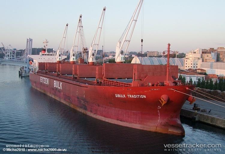Royal-Arkan - Bulk Carrier vessel registered in Bangladesh
