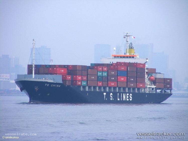 Anbien-Bay - Container Ship