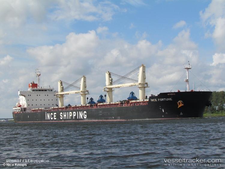 Ince-Fortune - Bulk Carrier vessel registered in Singapore