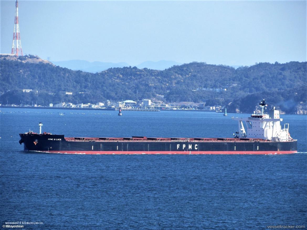 Fpmc-B-Luck - Bulk Carrier vessel registered in Liberia