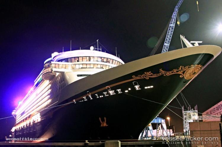 Disney-Fantasy - Cruise Ship vessel registered in Bahamas