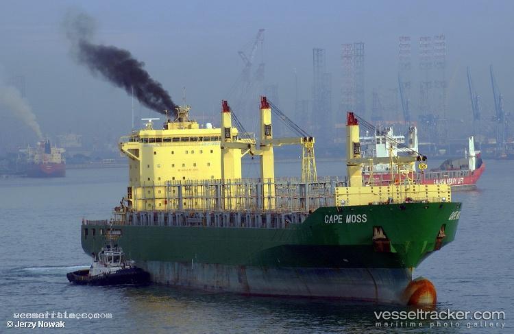 Msc-Moss-Iii - Container Ship vessel registered in Portugal