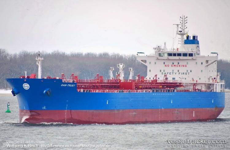 Cedar-Express - Chemical Oil Products Tanker vessel registered in Marshall Islands