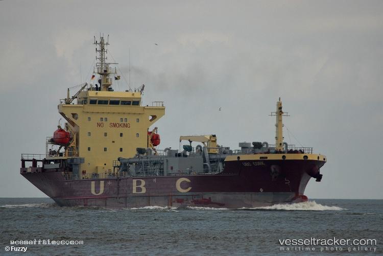 Ubc-Cork - Cement Carrier vessel registered in Liberia