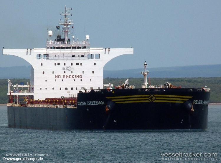Golden-Zhoushan - Bulk Carrier vessel registered in Hong Kong