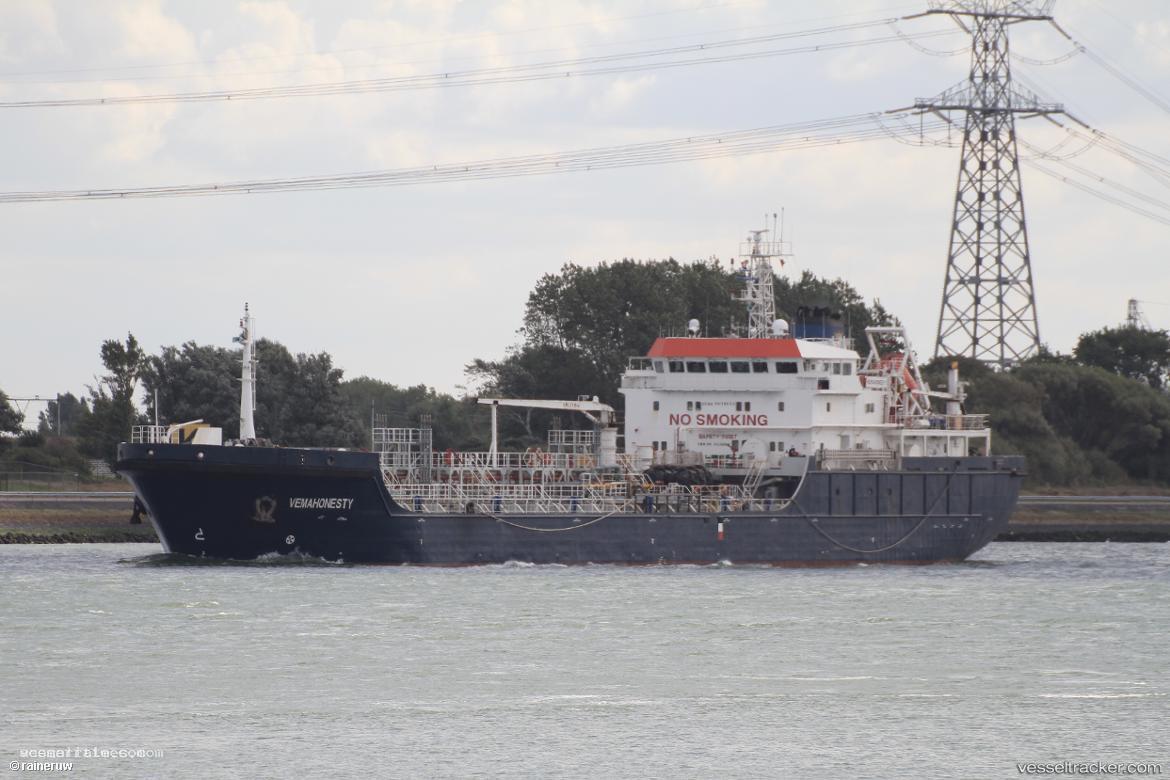 Vemahonesty - Chemical Oil Products Tanker vessel registered in Malta