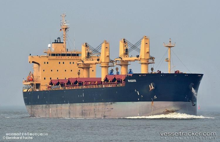Rhodos - Bulk Carrier vessel registered in Bahamas