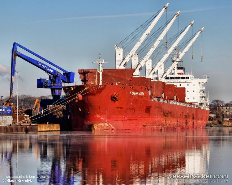 Kallisti - Bulk Carrier vessel registered in Marshall Islands