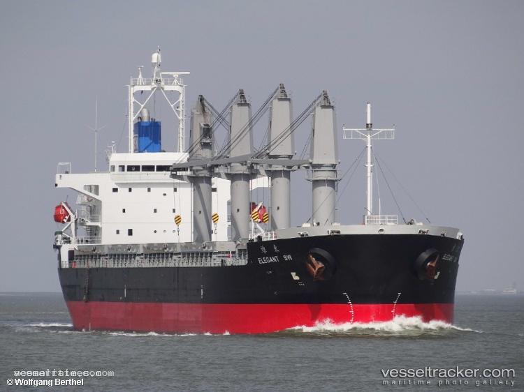 Elegant-Sw - General Cargo Ship vessel registered in Panama