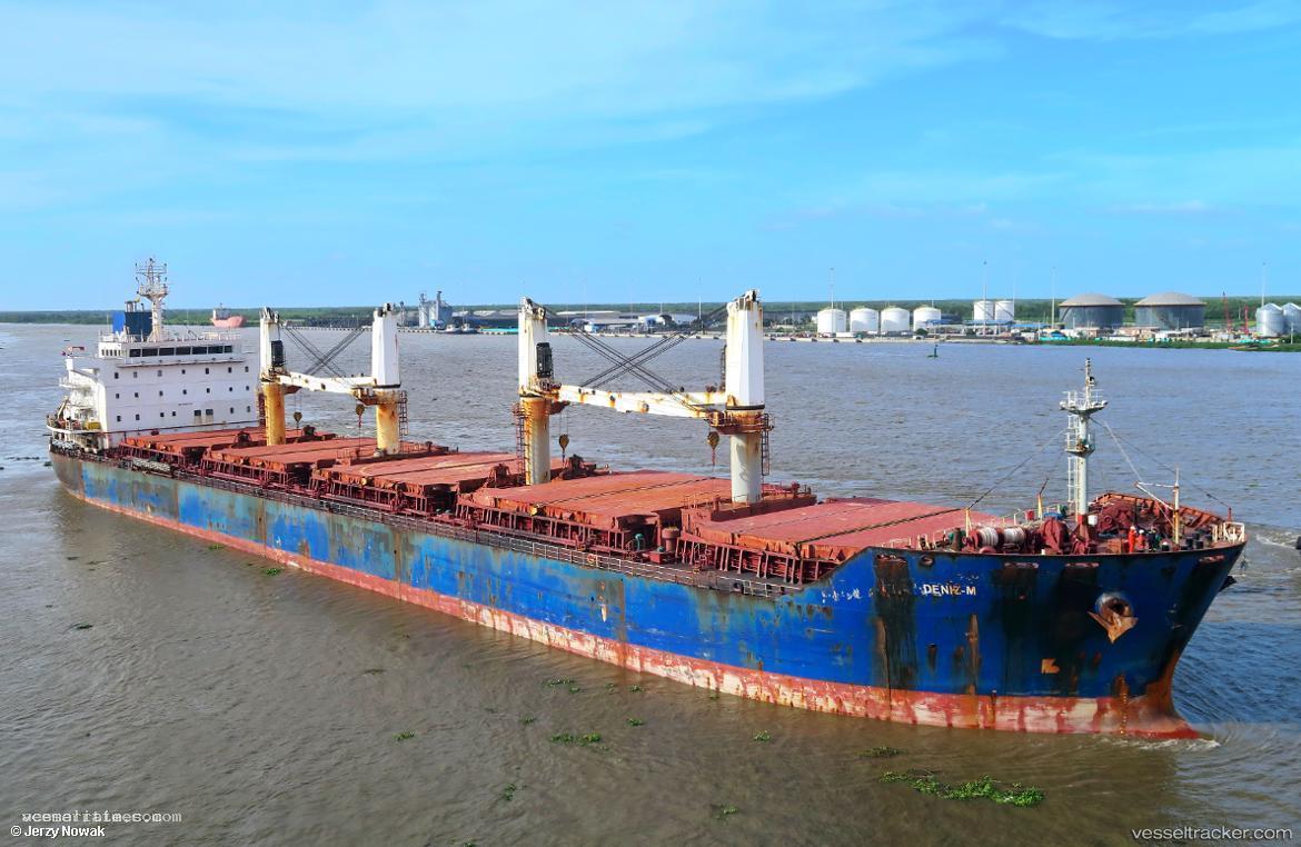 Deniz-m - Bulk Carrier vessel registered in Panama