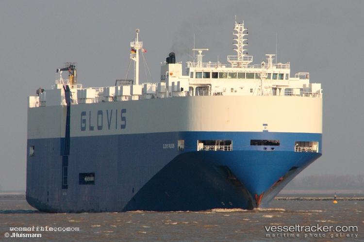 Npssion - Vehicles Carrier vessel registered in Bahamas