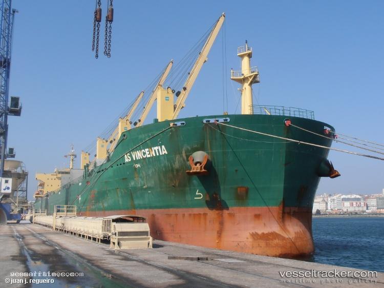 Xin-Hai-Tong-23 - Bulk Carrier vessel registered in Hong Kong