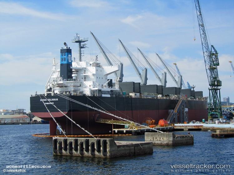 Akour-Ii - Bulk Carrier vessel registered in Cayman Islands