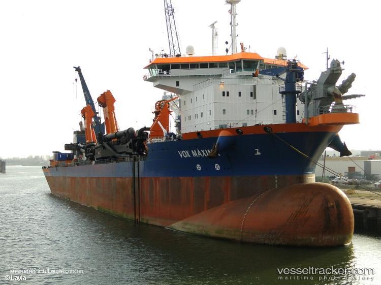 Vox-Maxima - Hopper Dredger vessel registered in Netherlands