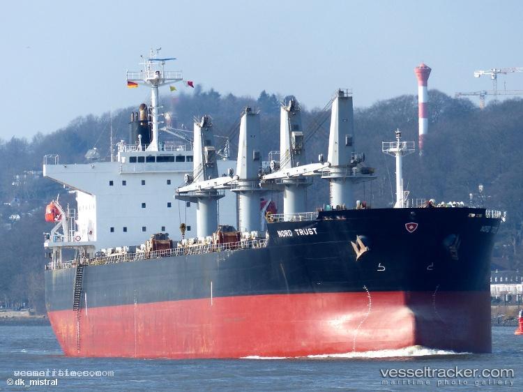 Zaraar-Hanif - Bulk Carrier vessel registered in Bangladesh