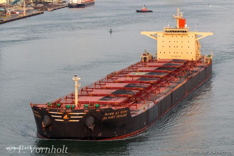 Hl-Port-Hedland - Bulk Carrier vessel registered in South Korea