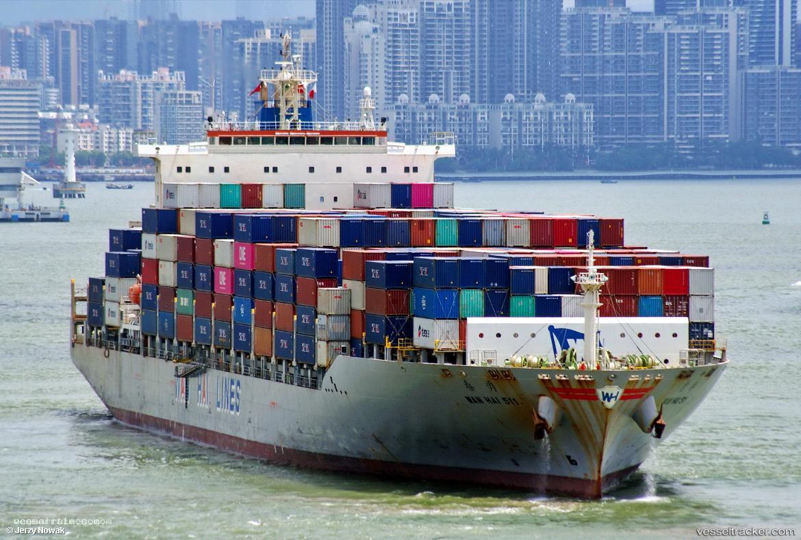 Wan-Hai-511 - Container Ship vessel registered in Singapore