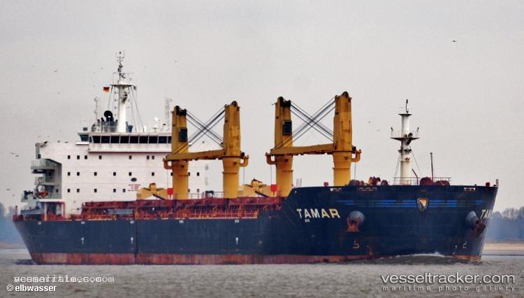 Daisy-Ocean - Bulk Carrier vessel registered in Hong Kong