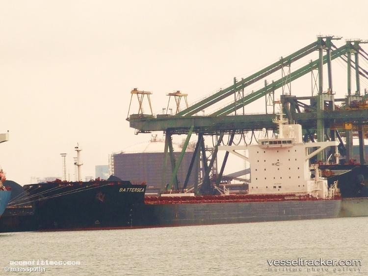 Battersea - Bulk Carrier vessel registered in Marshall Islands