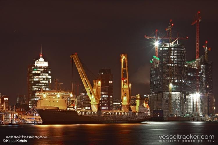 Svenja - Heavy Load Carrier vessel registered in Germany