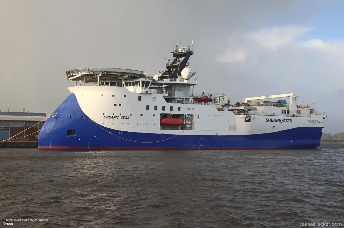 Oceanic-Vega - Research Vessel vessel registered in Norway