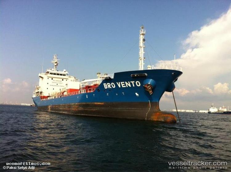 Bts-Elizabeth - Chemical Oil Products Tanker vessel registered in Singapore