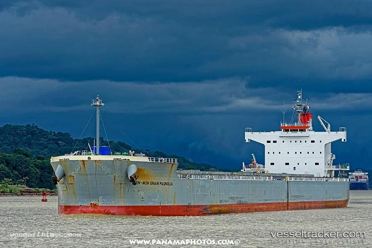Leonidas-P.c. - Bulk Carrier vessel registered in Marshall Islands