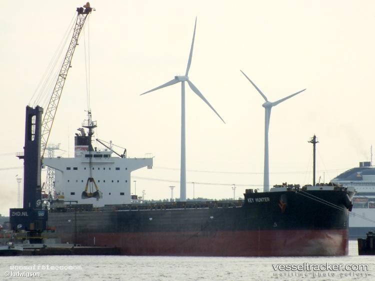 Key-Hunter - Bulk Carrier vessel registered in Japan