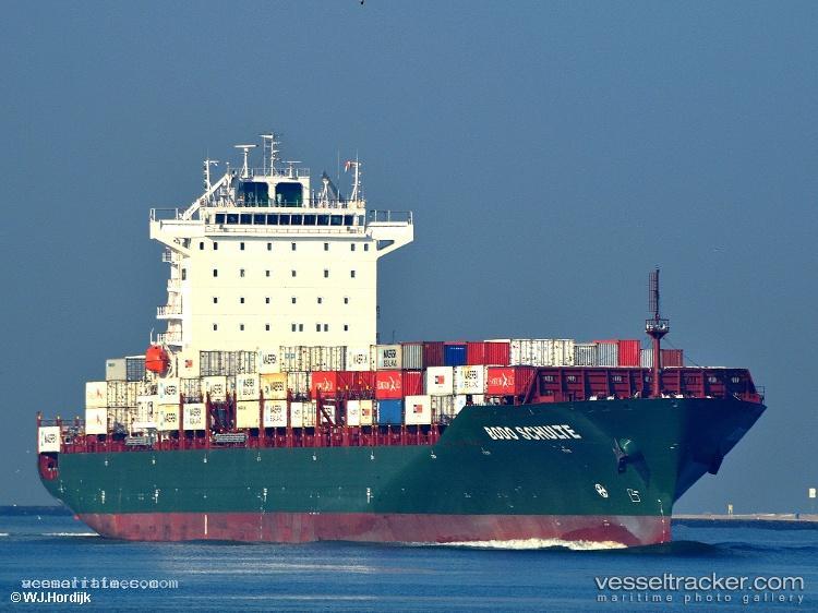 Constantinos-P-Ii - Container Ship vessel registered in Marshall Islands