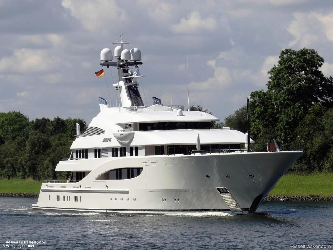 Areti - Service Ship vessel registered in Cayman Islands