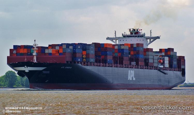 Apl-Qingdao - Container Ship vessel registered in Malta