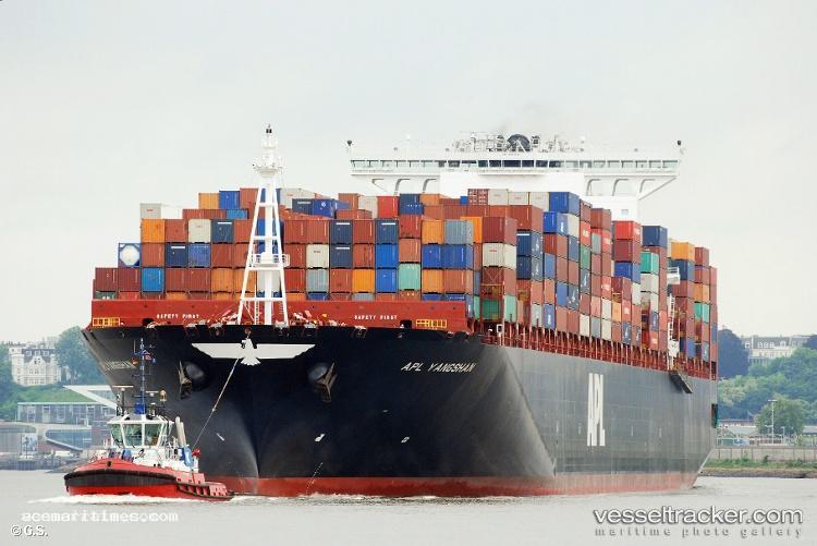 Apl-Yangshan - Container Ship vessel registered in Singapore