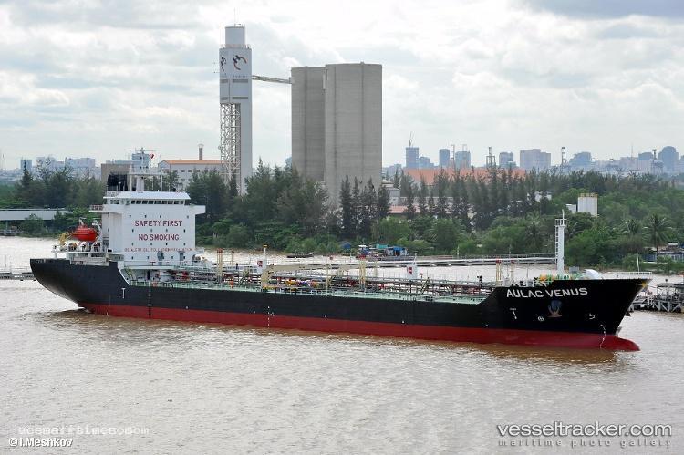 Ocean-Integrity - Chemical Oil Products Tanker vessel registered in Panama