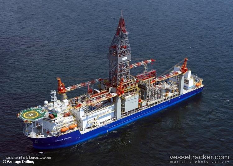 Platinum-Explorer - Drilling Ship vessel registered in Bahamas