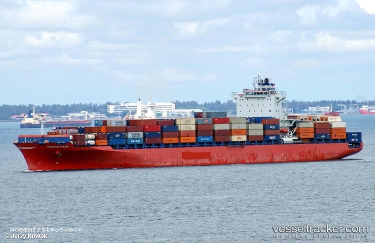 Gulf-Barakah - Container Ship vessel registered in Marshall Islands