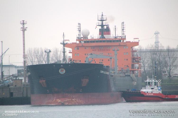Torm-Alexandra - Chemical Oil Products Tanker vessel registered in Singapore